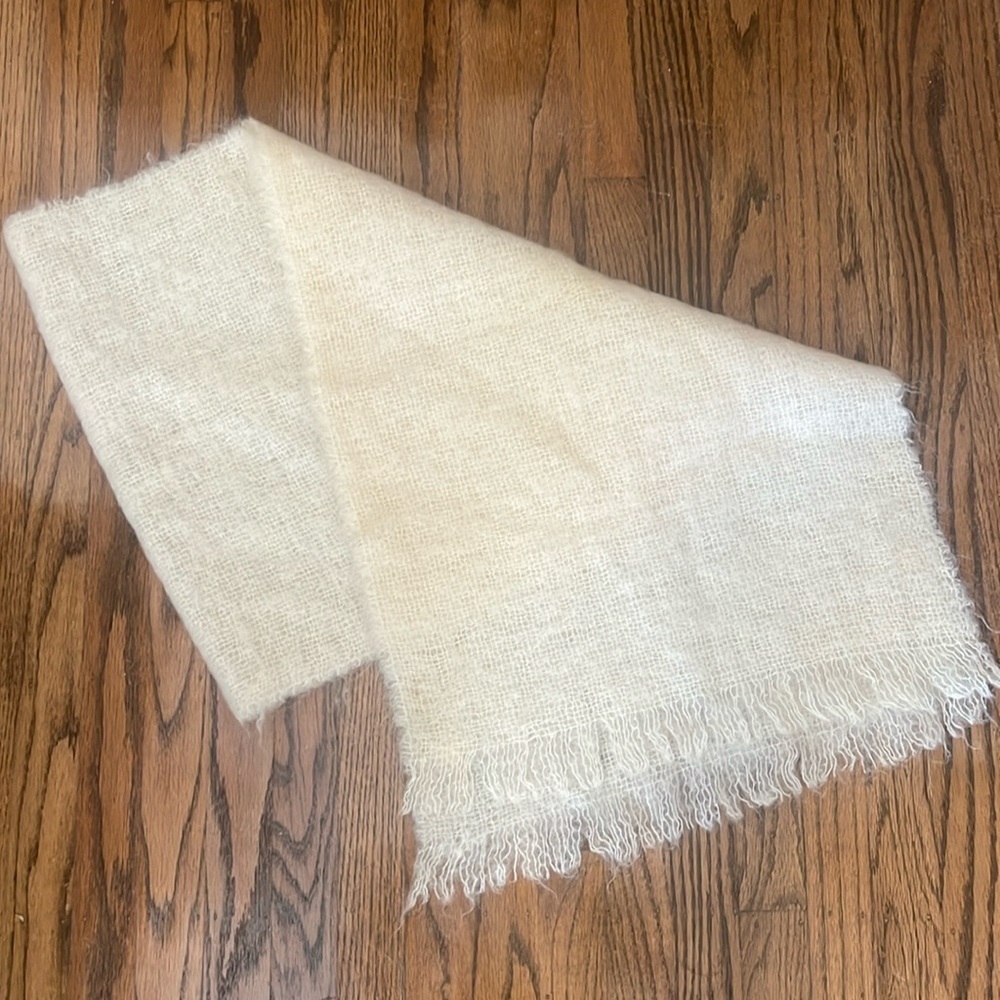 Vintage Vintage 1960s  Beige  Mohair Scarf
Muffler by Archie Brown & Son